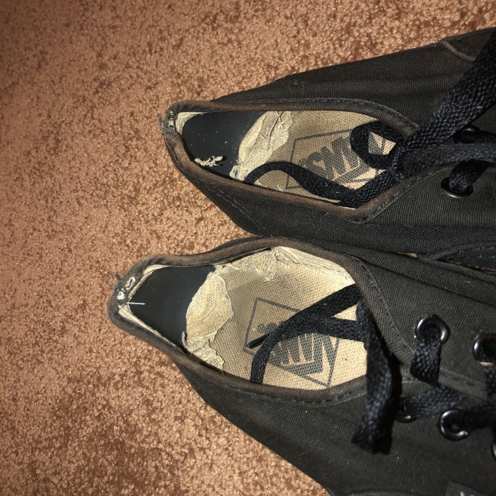 Vans - Picture 3 of 5